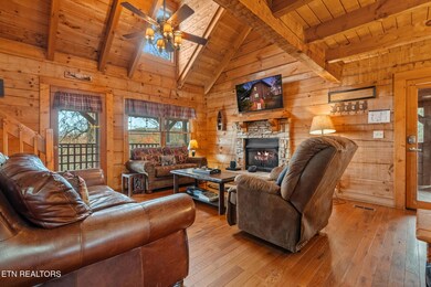 1086 Sharp Hollow Rd, Sevierville, TN 37862 - photo 7