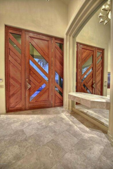 005_Foyer