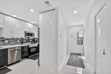 21860 Arriba Real unit 4D, Boca Raton, FL 33433 - photo 5