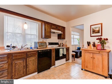 1504 Aberdeen Ct unit 1504, Lansdale, PA 19446 - photo 5