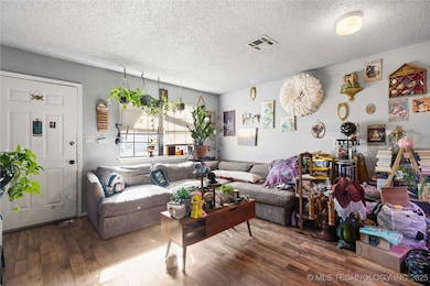 687 E 142nd Place, Glenpool, OK 74033 - photo 3