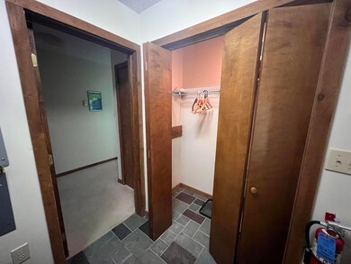 101 Kettlebrook unit F-1, Ludlow, VT 05149 - photo 4