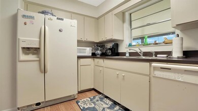 Kitchen (3)