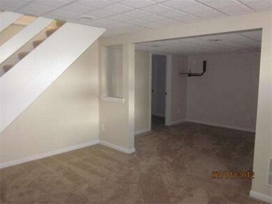 16 Rebecca Ln, Dracut, MA 01826 - photo 6