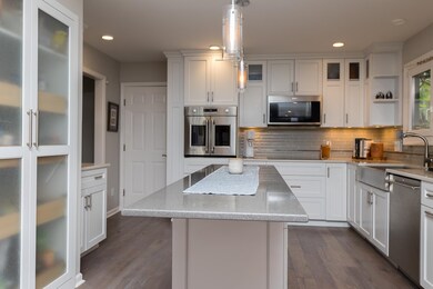 1560 Gilmer Cir, Harrisonburg, VA 22801 - photo 7