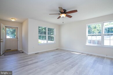 25857 Bush Ct, Mechanicsville, MD 20659 - photo 3