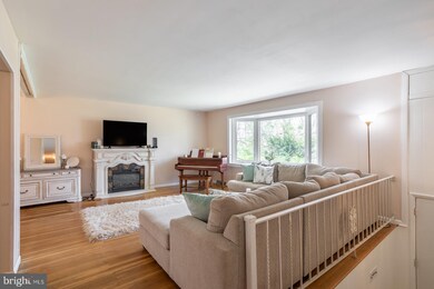 150 Nelson Dr, Williamstown, NJ 08094 - photo 3