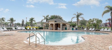 Lake Washington Townhomes Pool