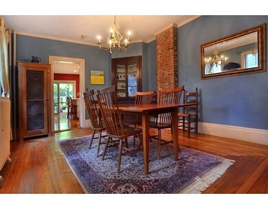 8 Parsons St, Newburyport, MA 01950 - photo 5