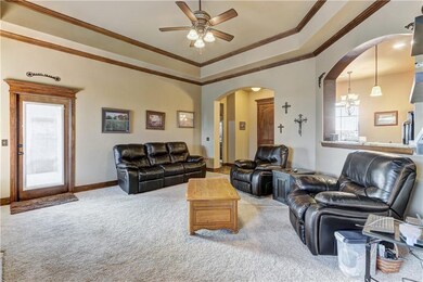 1945 Timber Dale Dr, Shawnee, OK 74804 - photo 5