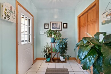 THE SIDE ENTRY OFF THE BREAKFAST NOOK!