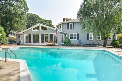 8 Apple Tree Ct, East Greenwich, RI 02818 - photo 2