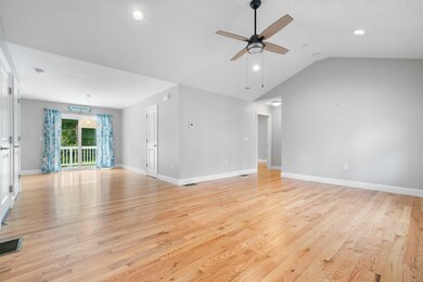 47 Abacoa Rd, Pelham, NH 03076 - photo 6