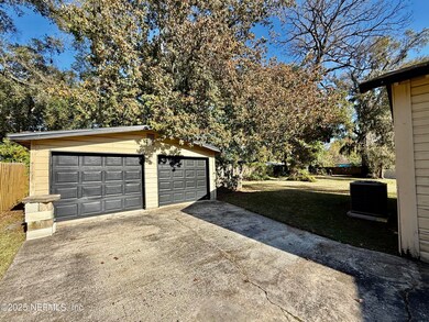 625 Meteor St, Jacksonville, FL 32205 - photo 4