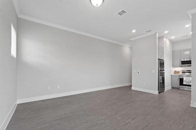 476 Suffield Dr unit 411, Buda, TX 78610 - photo 4