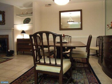 11 Oak Knoll Dr unit 11, Berwyn, PA 19312 - photo 6