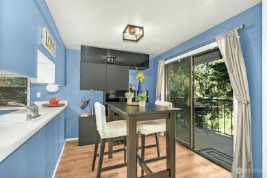 8517 242nd St SW unit 604B, Edmonds, WA 98026 - photo 6