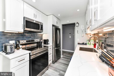 2214 Castle Rock Square unit 22C, Reston, VA 20191 - photo 6