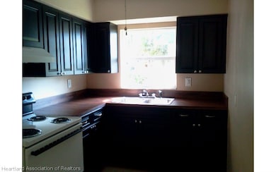 284 Lake Pearl Dr, Lake Placid, FL 33852 - photo 5