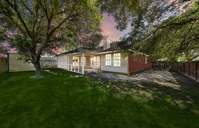 12003 Viola Ct, Pinehurst, TX 77362 - photo 5