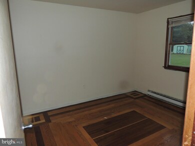 123 Center St, Cecilton, MD 21913 - photo 5