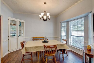 500 Hyde Park Blvd, Cleburne, TX 76033 - photo 3