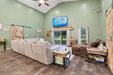 107 Mystic Ct, Hodges, SC 29653 - photo 4