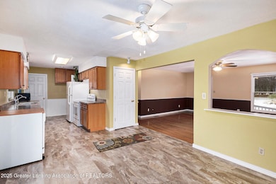 2538 E Dexter Trail, Dansville, MI 48819 - photo 7