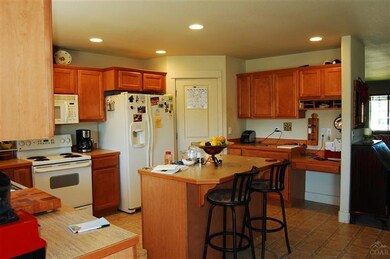 20981 Marsh Orchid Ct, Bend, OR 97701 - photo 4