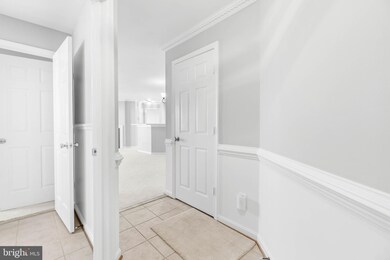 11005 Kinship Ct unit 201, Manassas, VA 20109 - photo 2