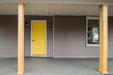 302 W Bruce St, Harrisonburg, VA 22801 - photo 6