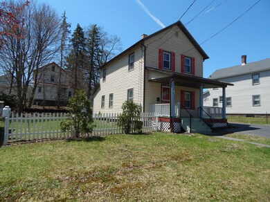 203 E Catharine St, Milford, PA 18337 - photo 5