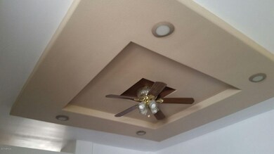 04-LR Ceiling