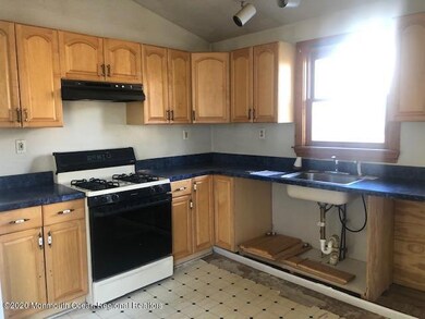 217 Magnolia Ave, Toms River, NJ 08757 - photo 4