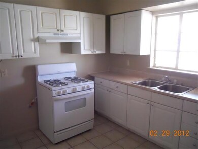 2420 San Jose Ave, El Paso, TX 79930 - photo 4