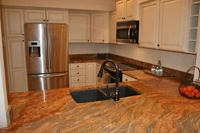 Kitchen12