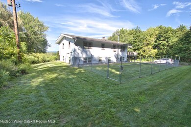 20 Lauretta Dr, Highland, NY 12528 - photo 7