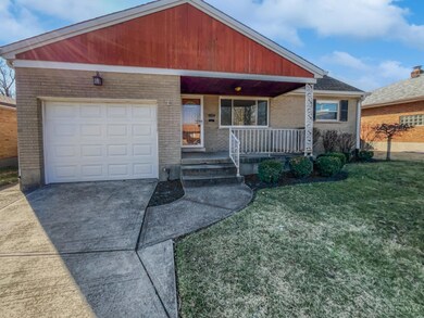 3347 Rocker Dr, Cincinnati, OH 45239 - photo 6