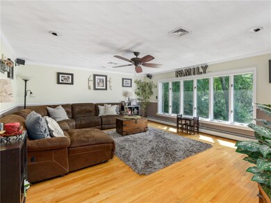 639 Putnam Pike, Chepachet, RI 02814 - photo 5