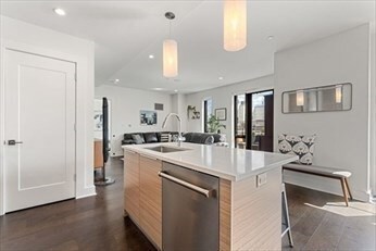 14 W Broadway unit 705, Boston, MA 02127 - photo 2