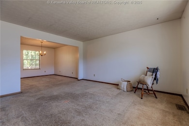 5321 Bentbrook Rd, Charleston, WV 25313 - photo 7