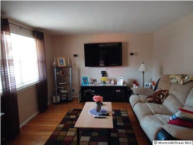 4 Shadowlawn Dr, Old Bridge, NJ 08857 - photo 2