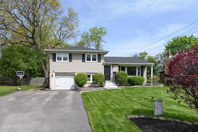 2227 Webster Dr, Schenectady, NY 12309 - photo 2