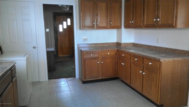 1071 Cottage Ave, Scranton, PA 18508 - photo 5