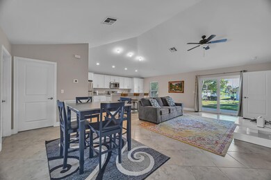 713 SE East Ave, Stuart, FL 34994 - photo 7