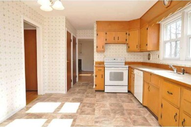 16 Mcilvain Dr, Downingtown, PA 19335 - photo 6