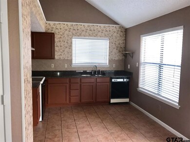 5736 5736 Golden Oaks, Tyler, TX 75703 - photo 3