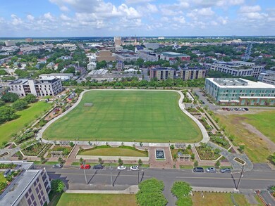 Downtown Charleston and Gadsdenboro Park