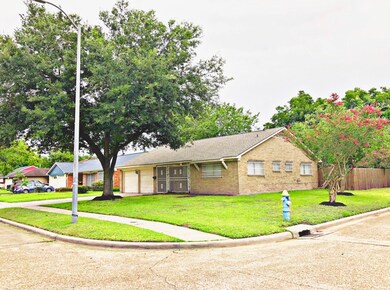 1026 Helms Rd, Houston, TX 77088 - photo 2