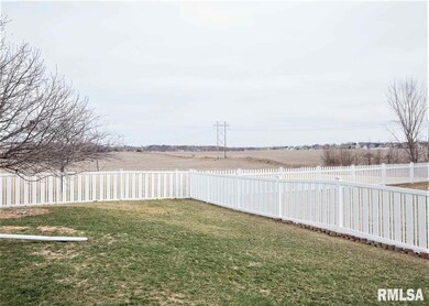 1561 W 68th St, Davenport, IA 52806 - photo 6